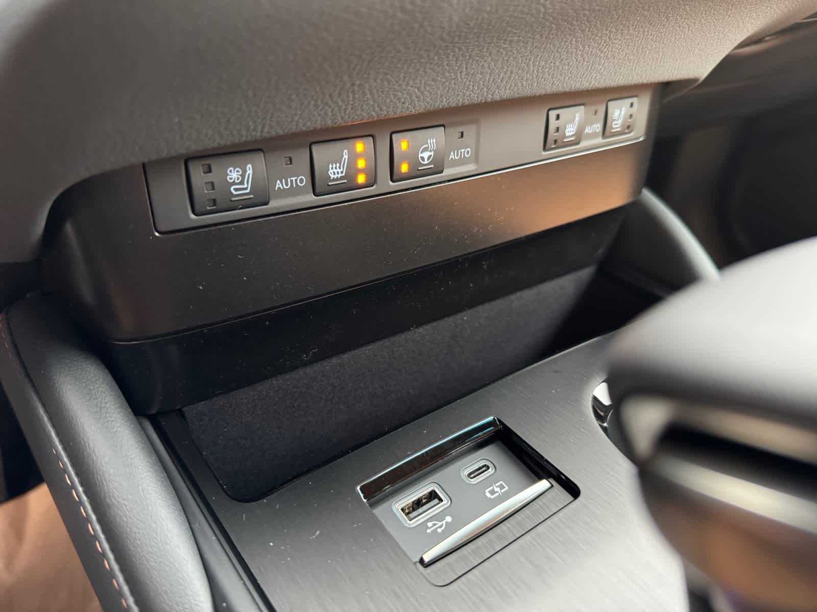 new 2025 Lexus ES 350 car