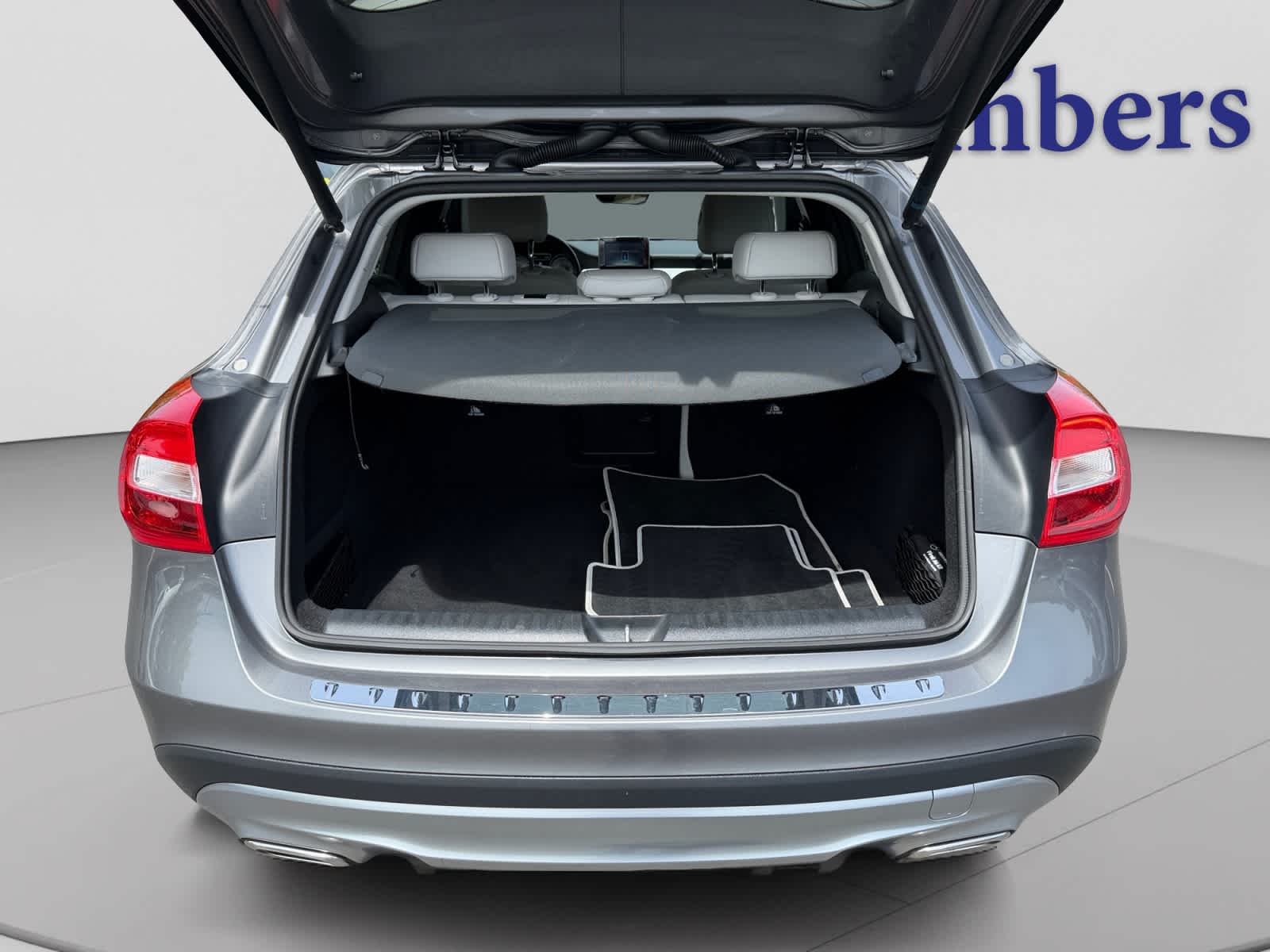 used 2017 Mercedes-Benz GLA 250 car, priced at $16,998