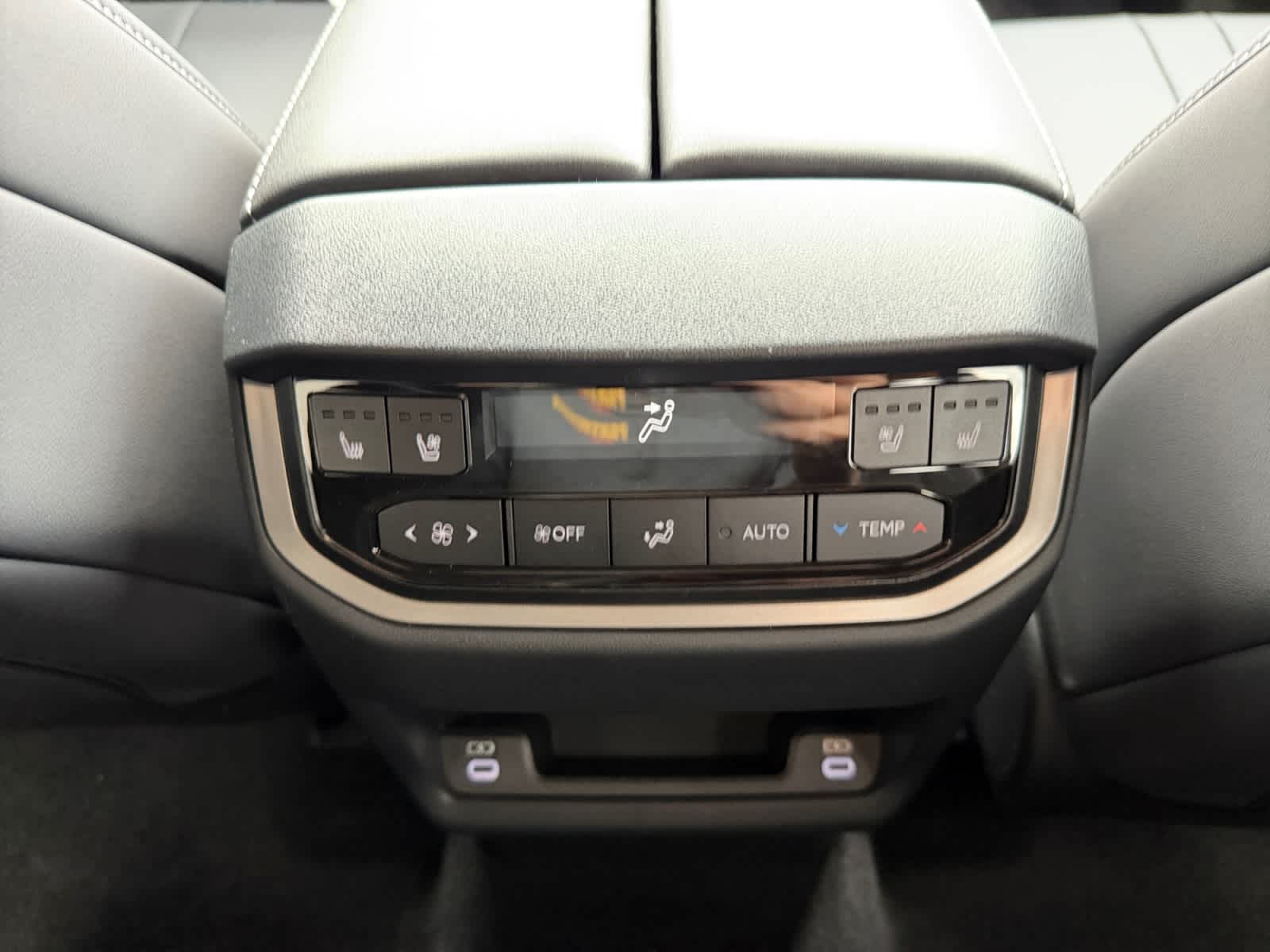 2026 Lexus TX 500h F-Sport Premium - Photo 23