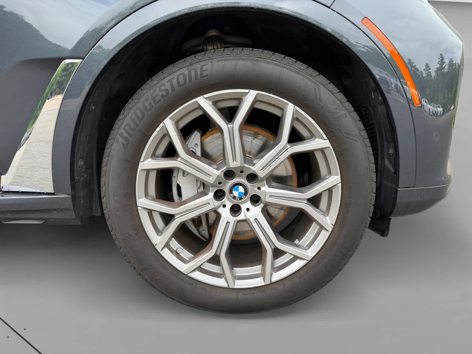 used 2022 BMW X7 xDrive40i car, priced at $38,998