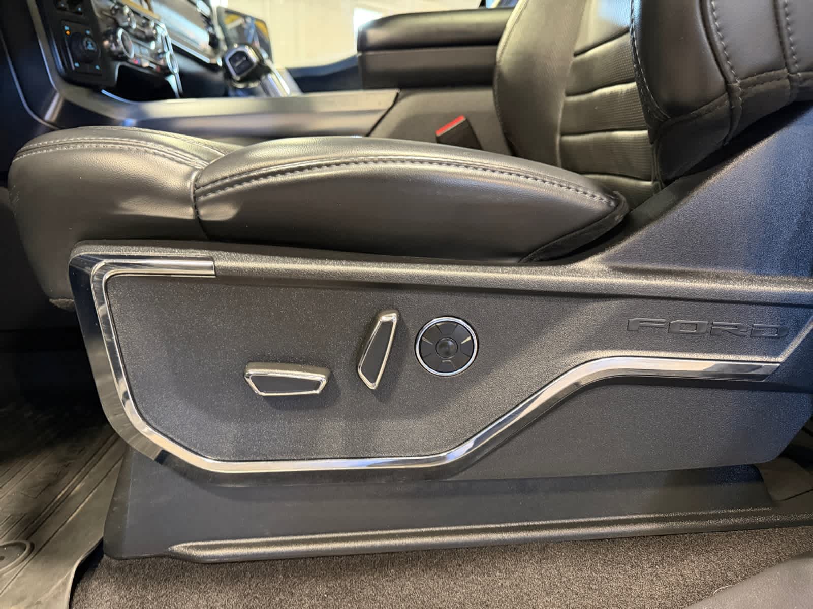 used 2024 Ford F-150 car, priced at $59,998