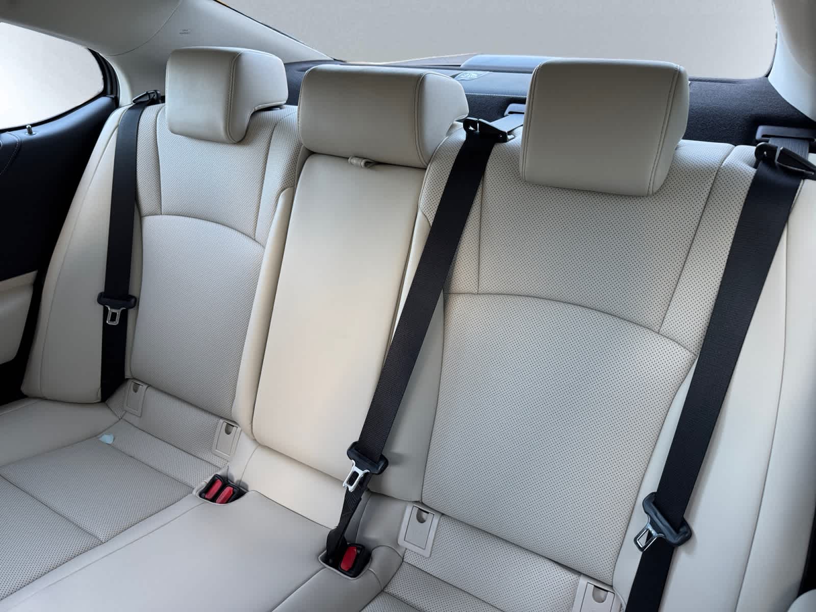 new 2025 Lexus ES car