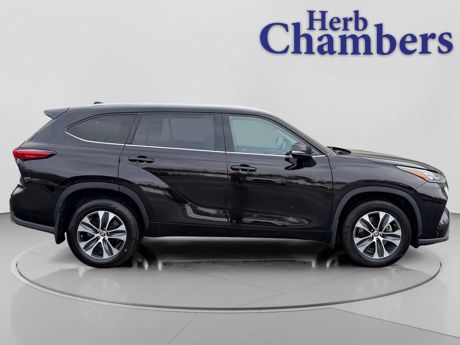 used 2020 Toyota Highlander car, priced at $28,588