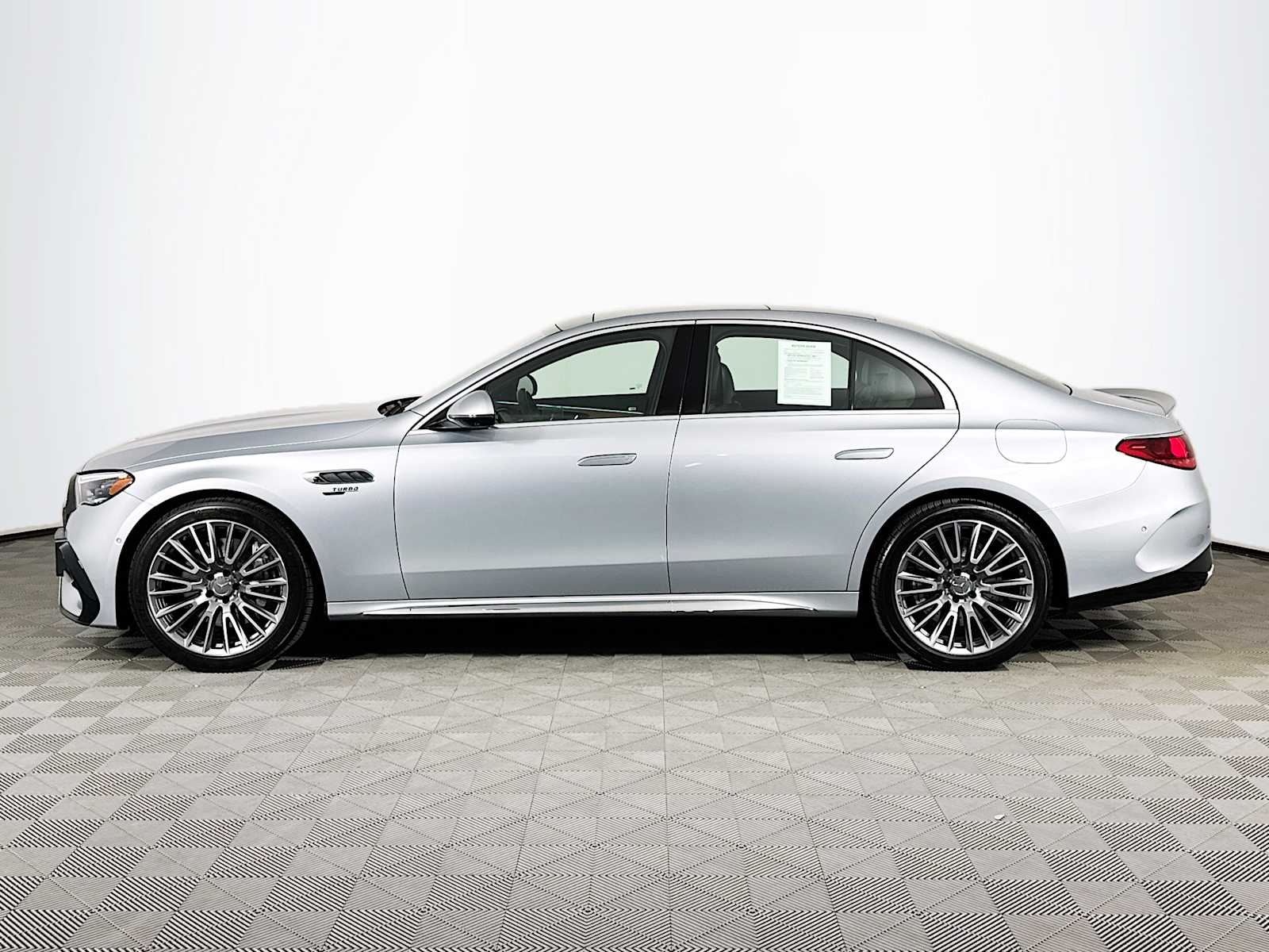 2025 Mercedes-Benz E-Class AMG E53 - Photo 19
