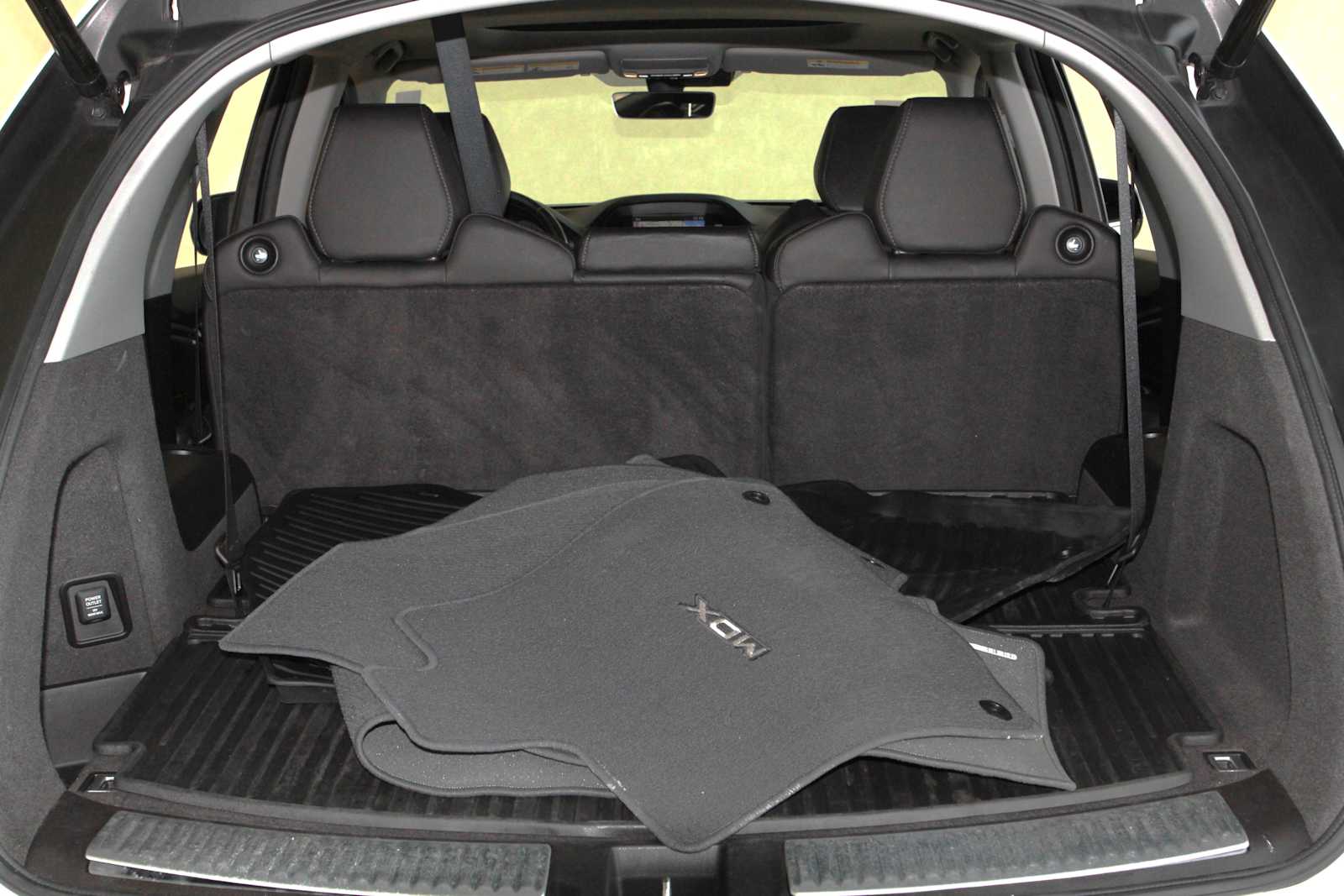 used 2018 Acura MDX car, priced at $23,097