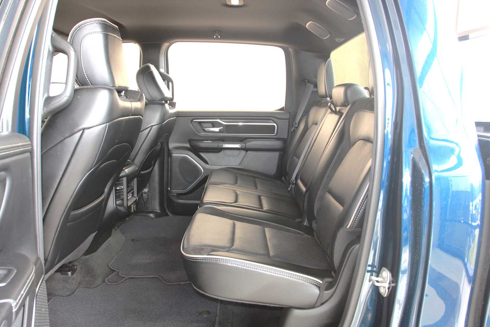2024 RAM Ram 1500 Pickup Laramie - Photo 22