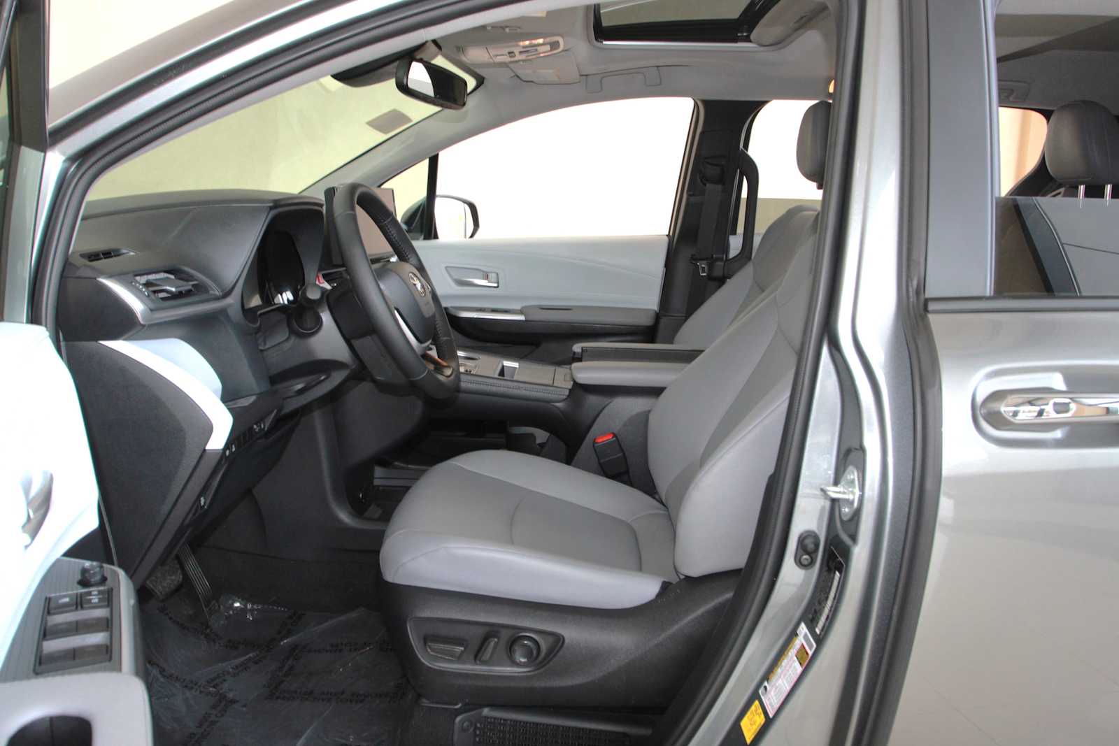 used 2026 Toyota Sienna car, priced at $48,897