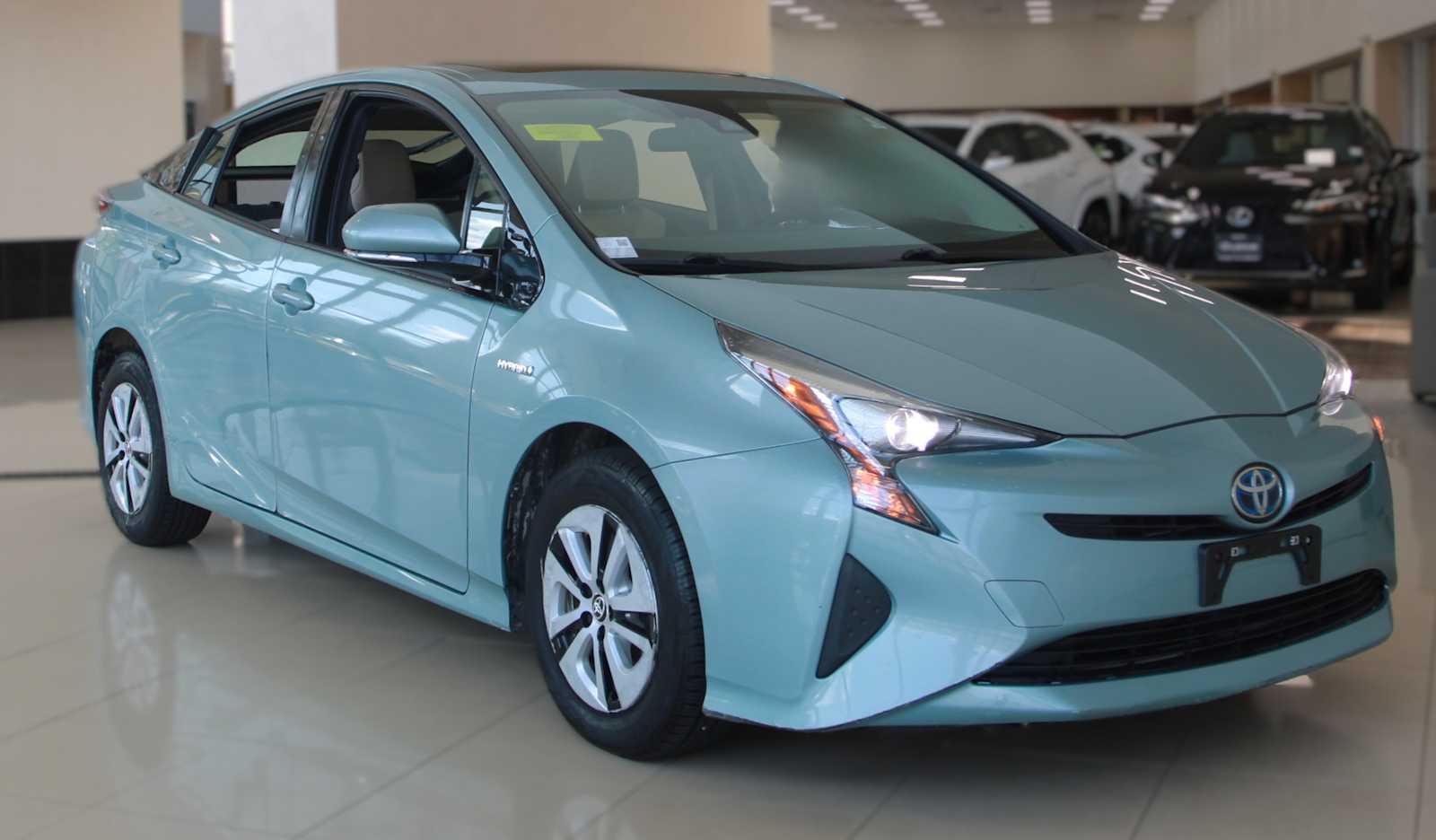 2016 Toyota Prius Three