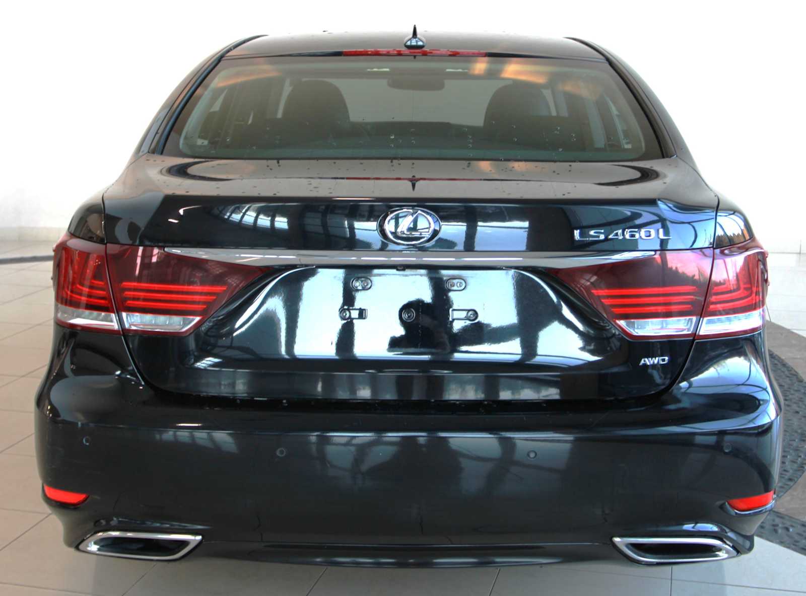 used 2013 Lexus LS 460 car, priced at $20,997