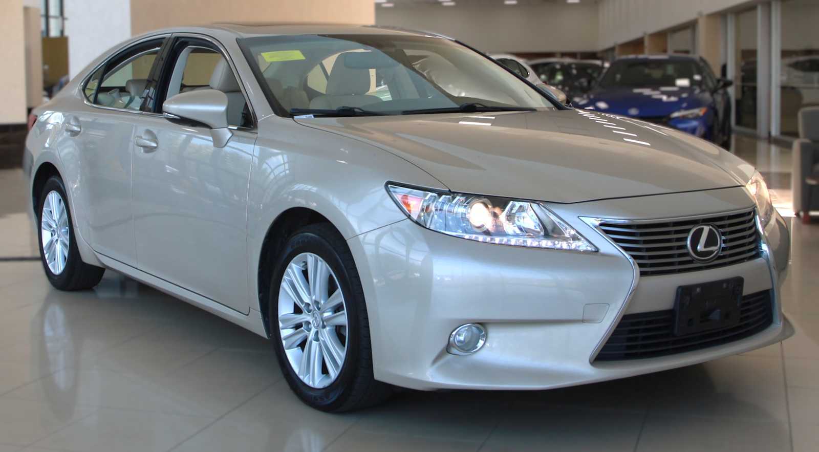 2014 Lexus ES 350 350's photo