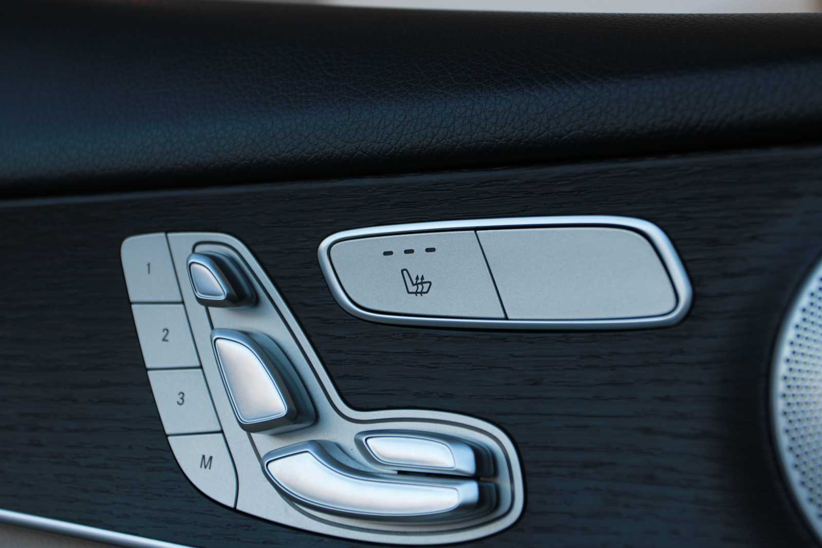 used 2020 Mercedes-Benz GLC 300 car, priced at $20,497