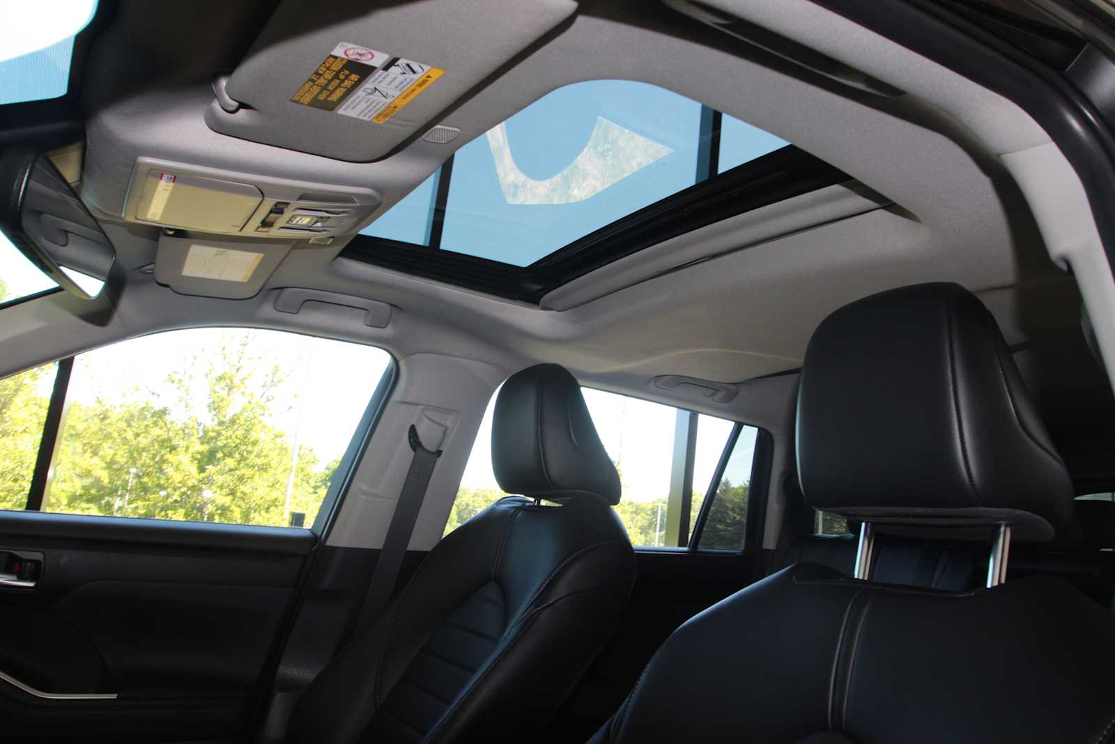 used 2023 Toyota Highlander car, priced at $40,097