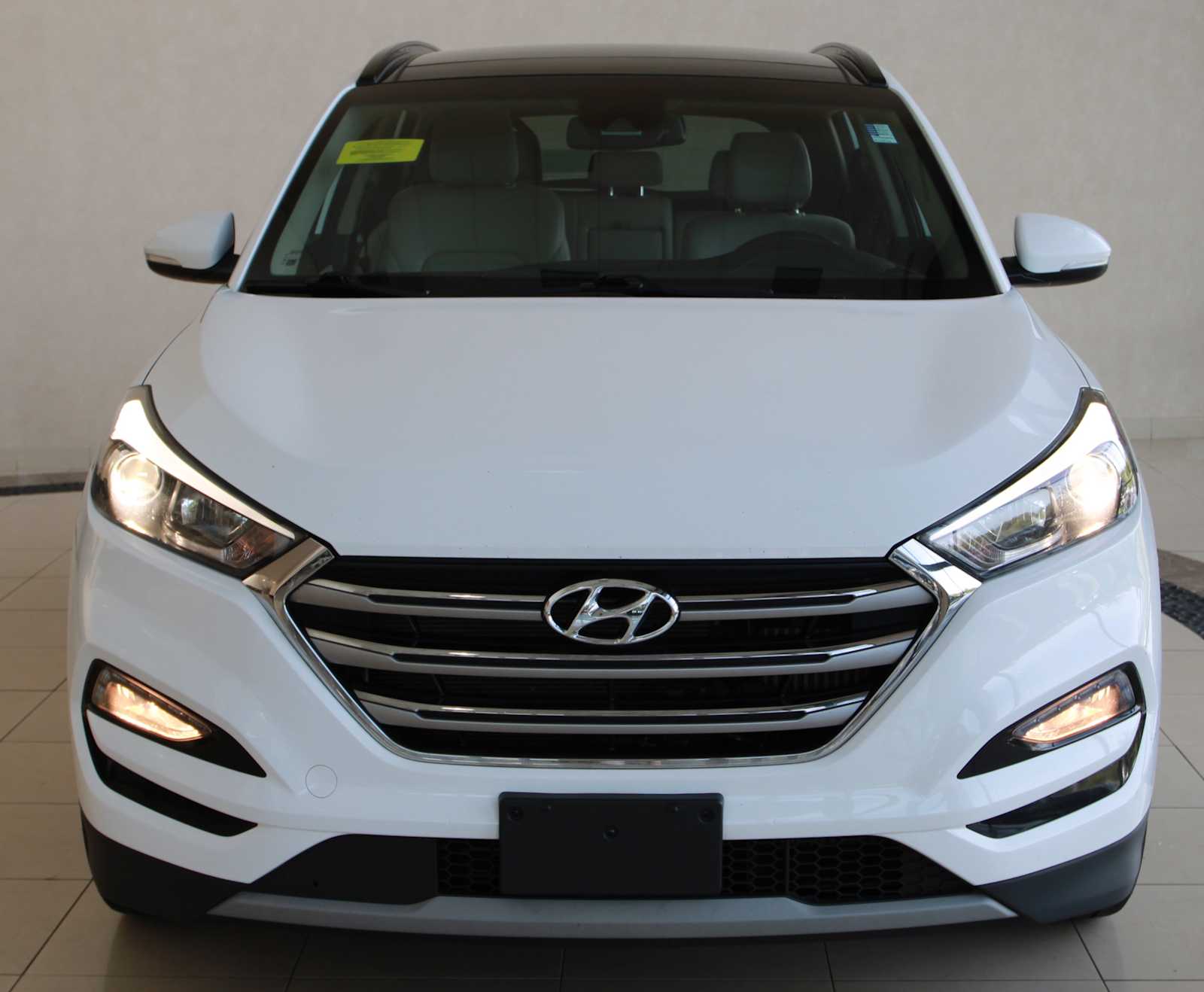 2017 Hyundai Tucson Limited photo 2