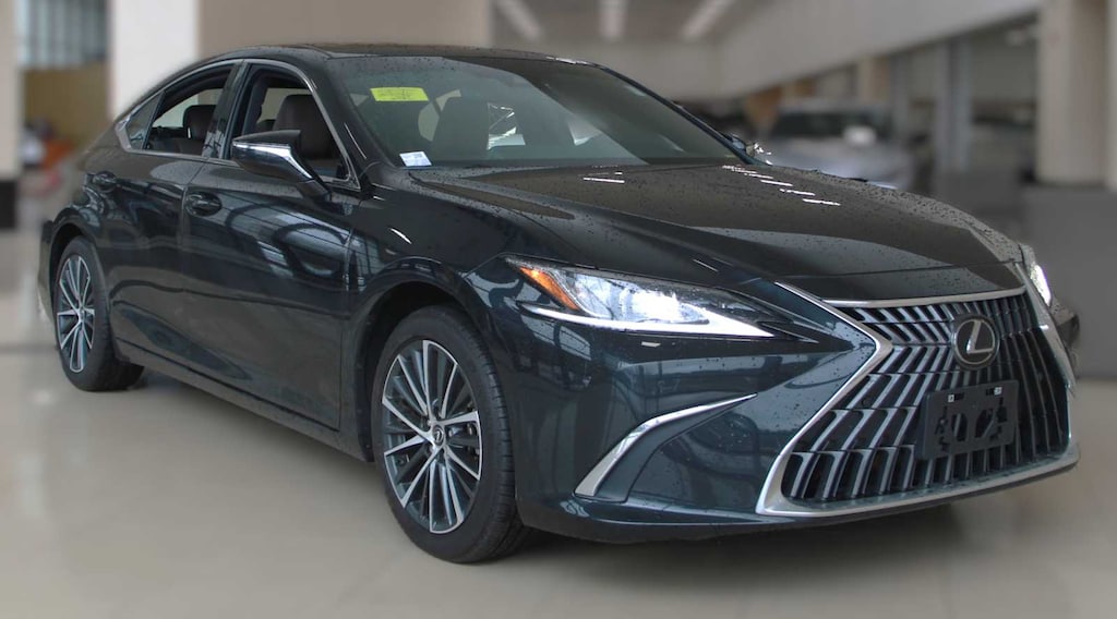 Used 2024 Lexus ES 350 Sedan