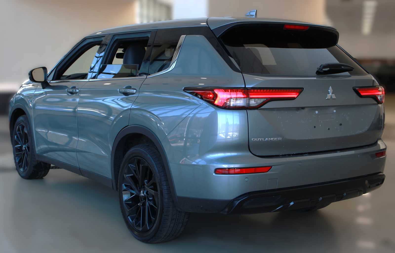 used 2022 Mitsubishi Outlander car, priced at $22,497