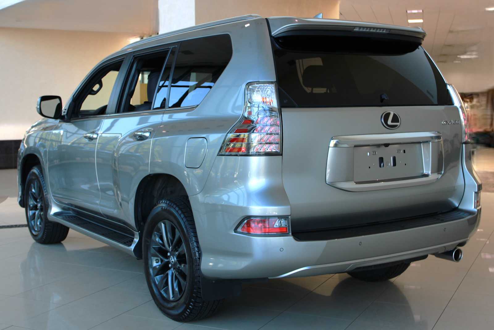 2022 Lexus GX 460 Premium photo 2