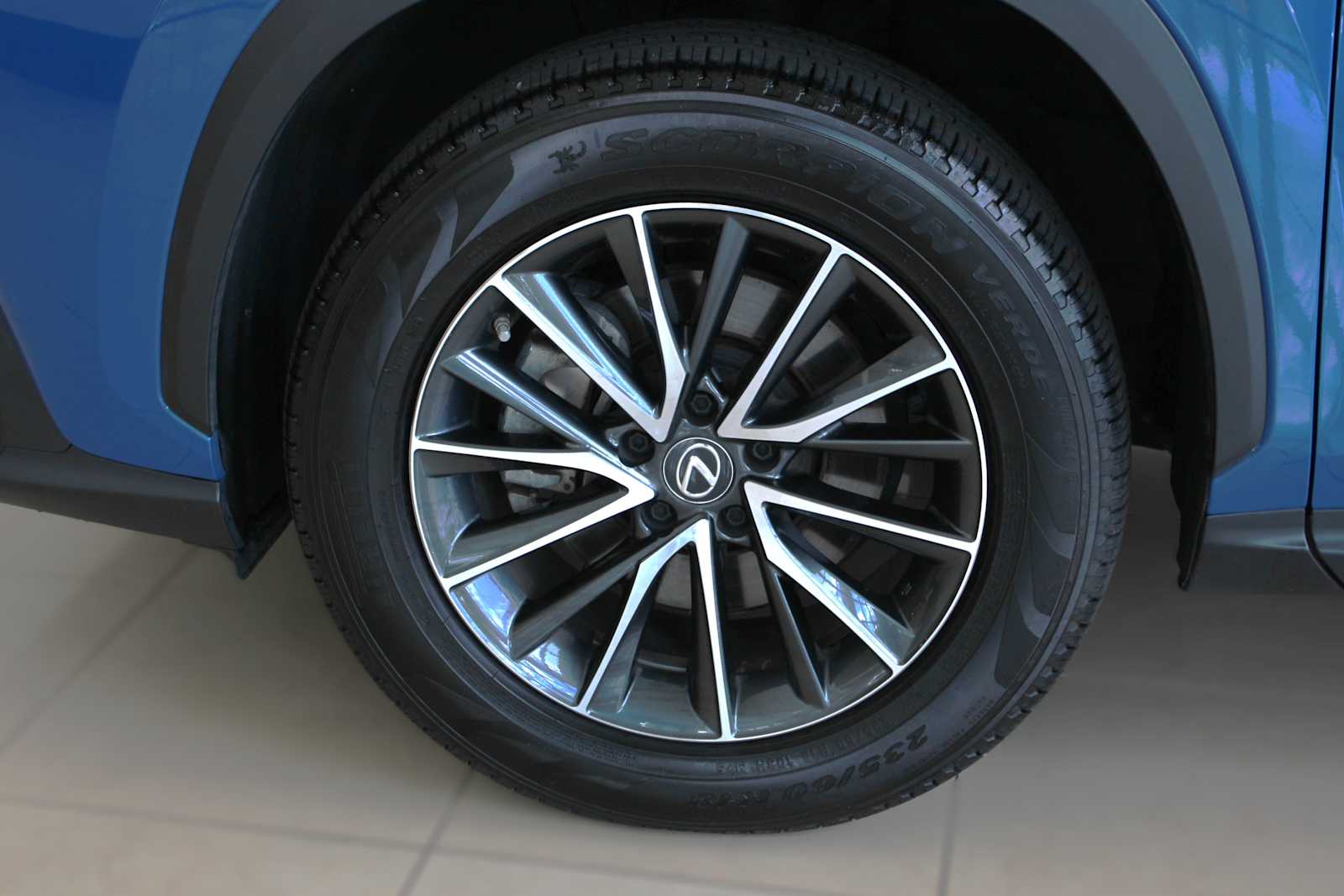 2023 Lexus NX 350 - Photo 8