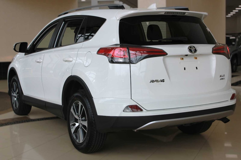 Used 2018 Toyota RAV4 XLE SUV