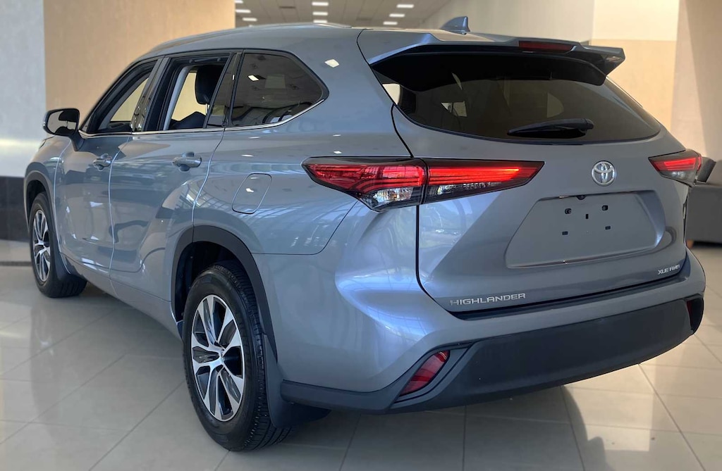 Used 2020 Toyota Highlander XLE SUV