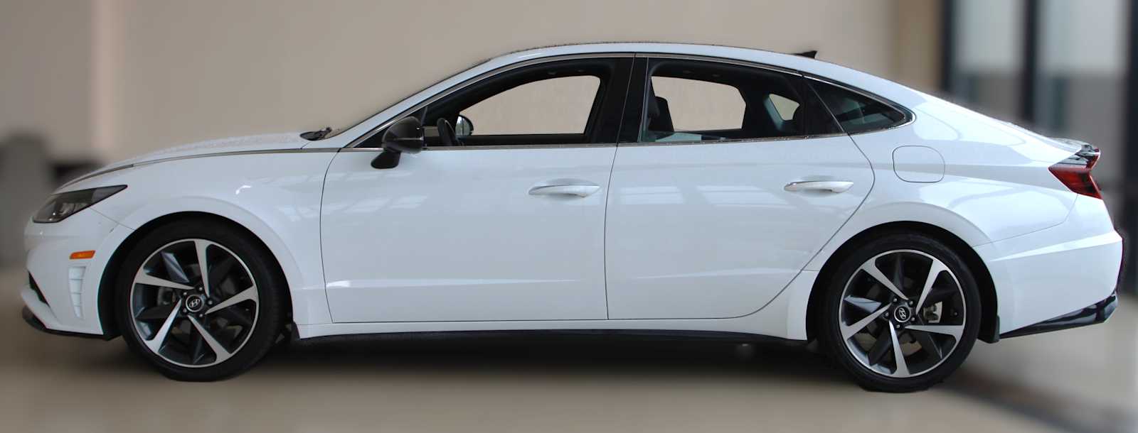 used 2021 Hyundai Sonata car, priced at $17,097