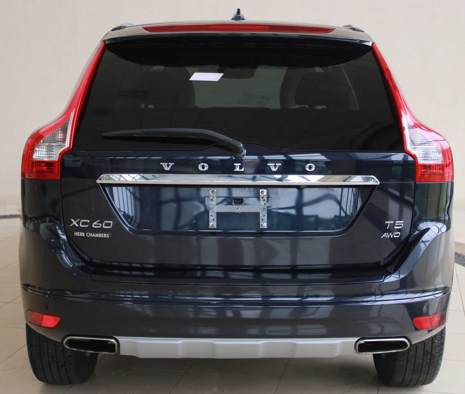 2017 Volvo XC60 13