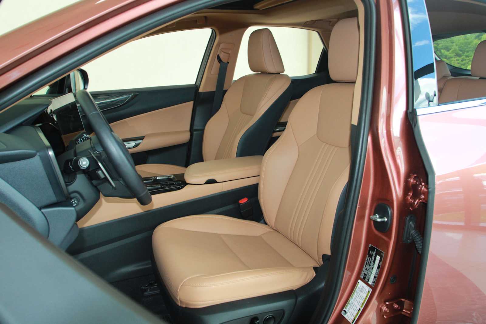 2026 Lexus NX 350 - Photo 8