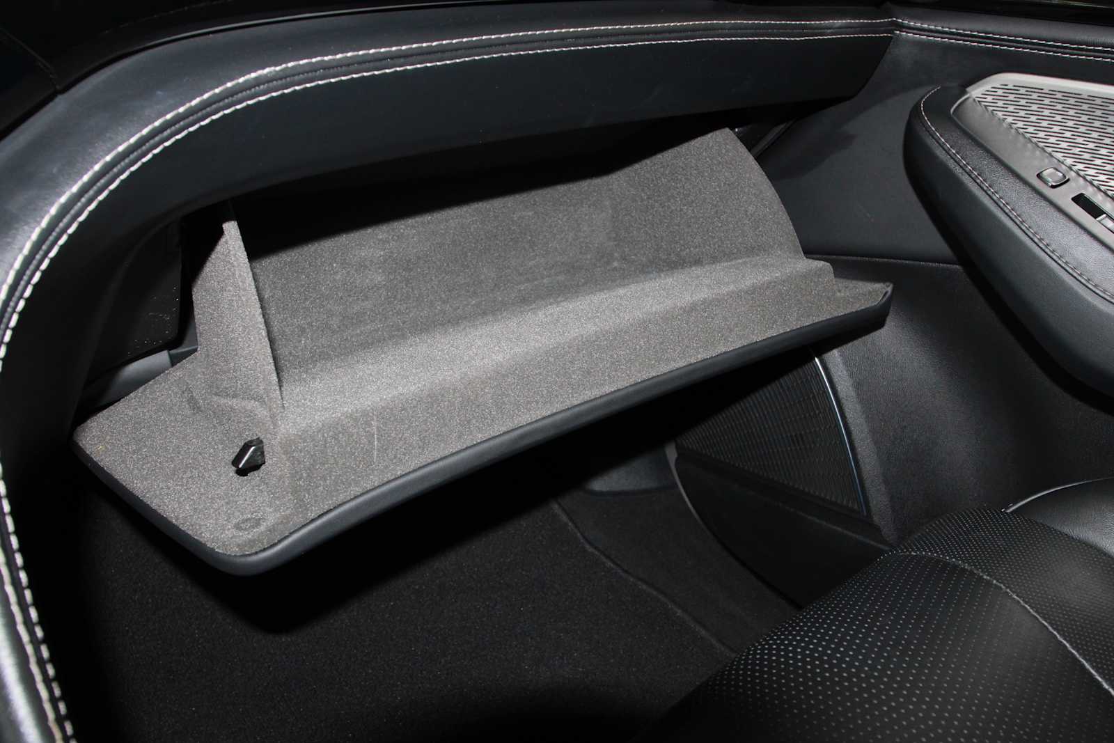 used 2023 Acura MDX car, priced at $41,497