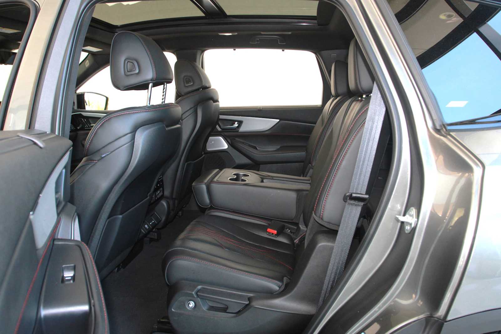 used 2025 Acura MDX car, priced at $57,497