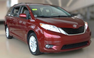 2013 Toyota Sienna LE Van