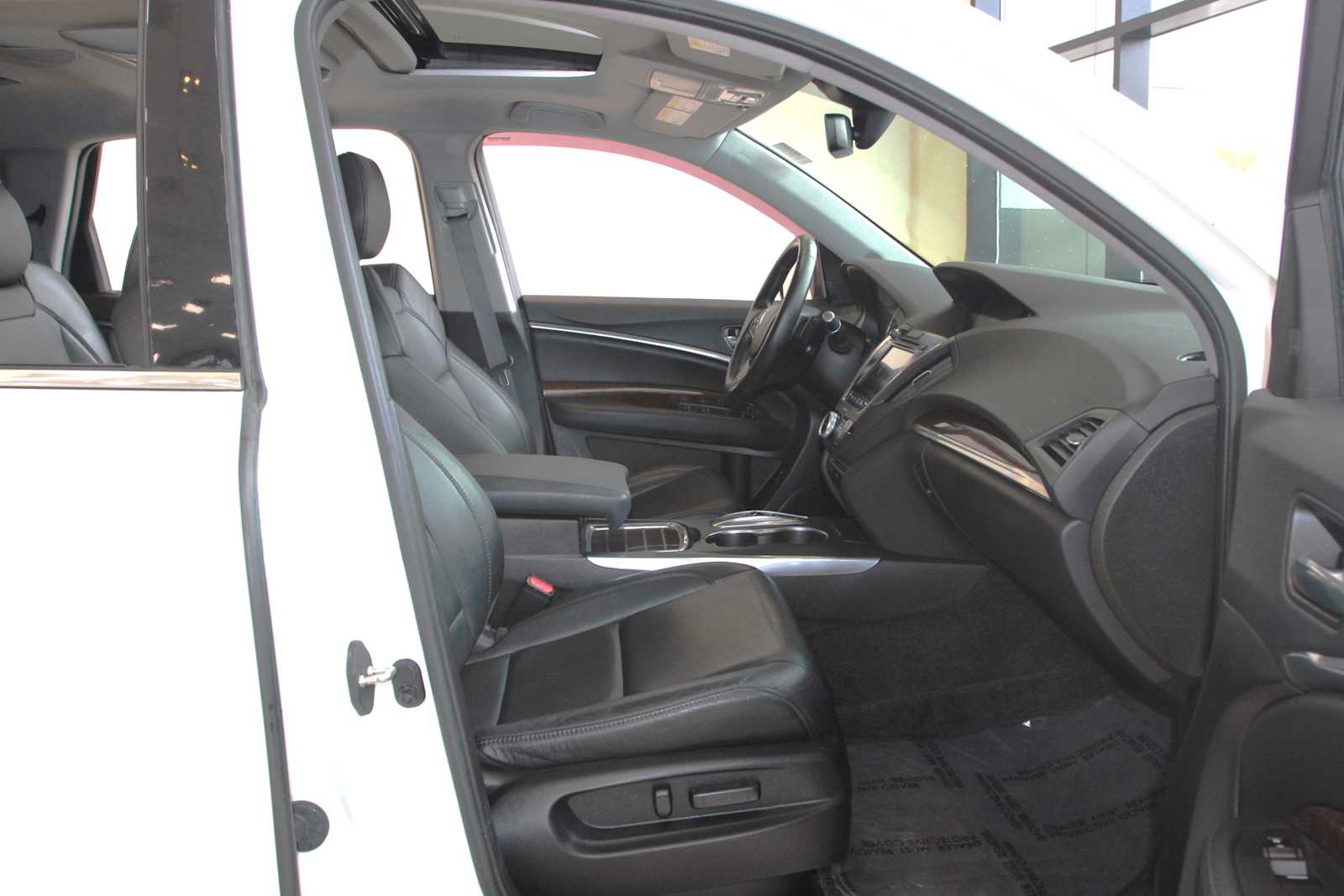 used 2017 Acura MDX car, priced at $19,497