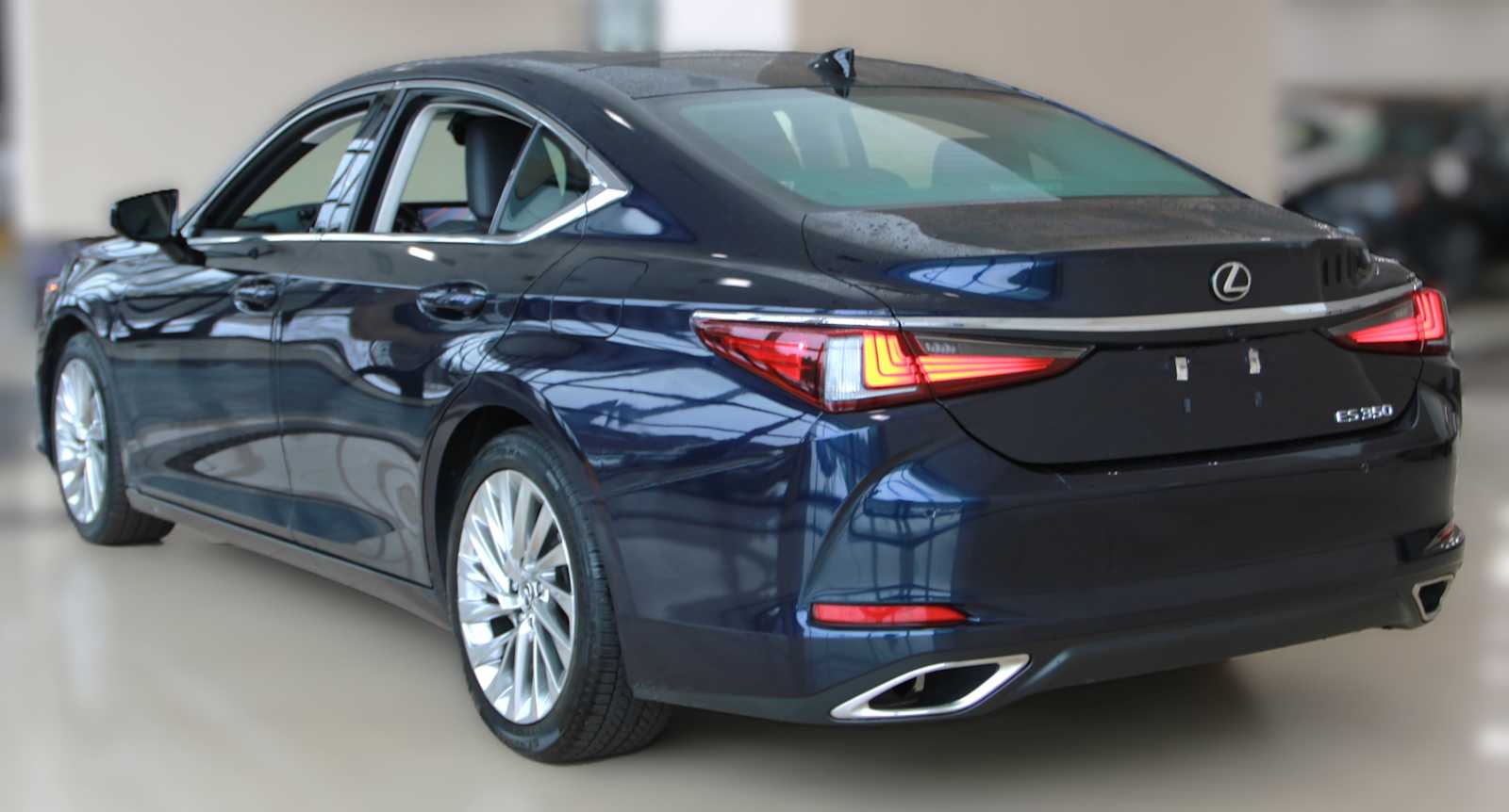 used 2020 Lexus ES 350 car, priced at $35,497