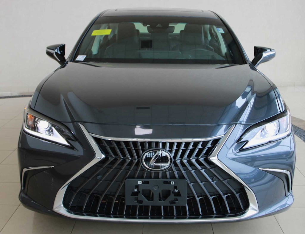 Used 2025 Lexus ES 350 Sedan