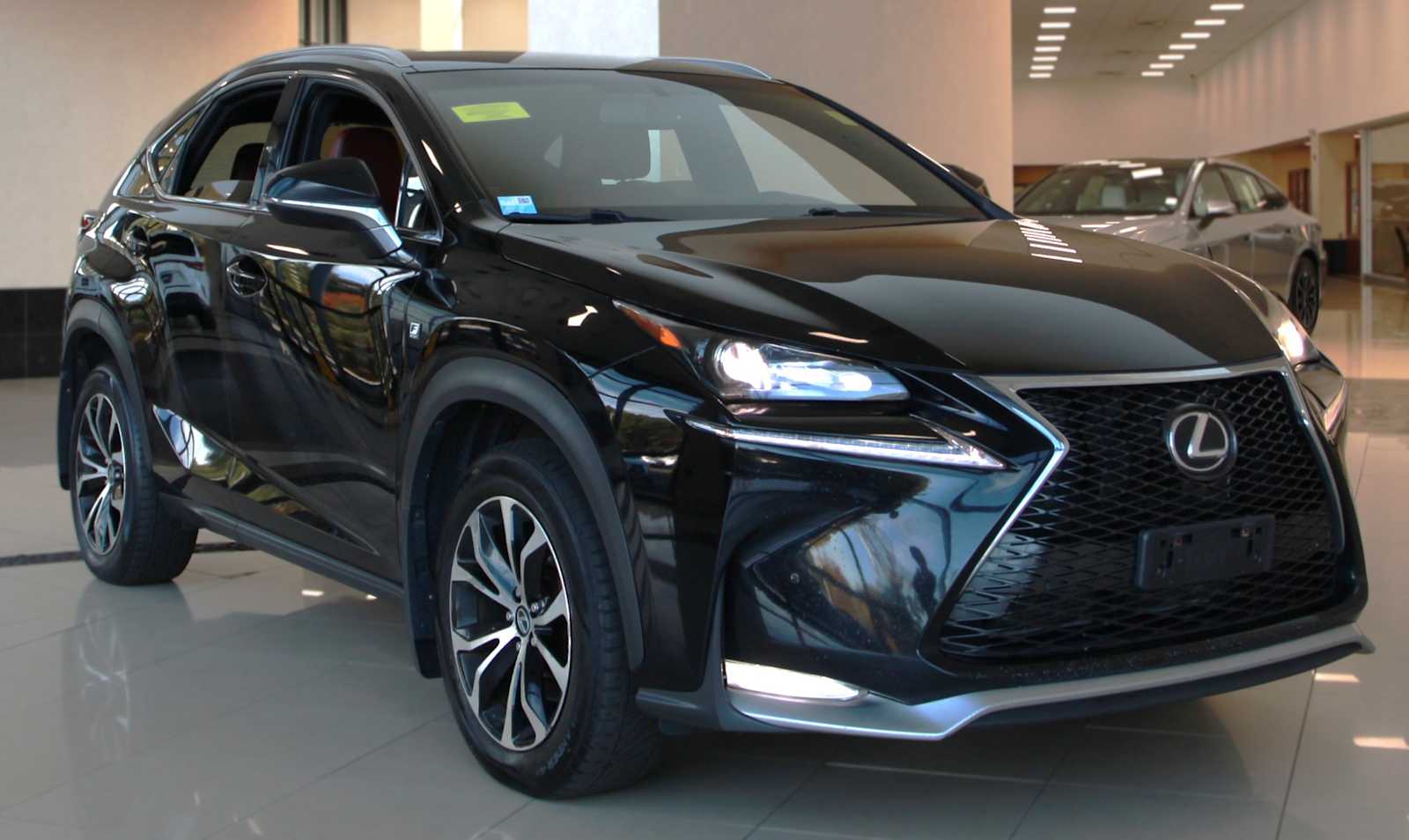  LEXUS NX 200t