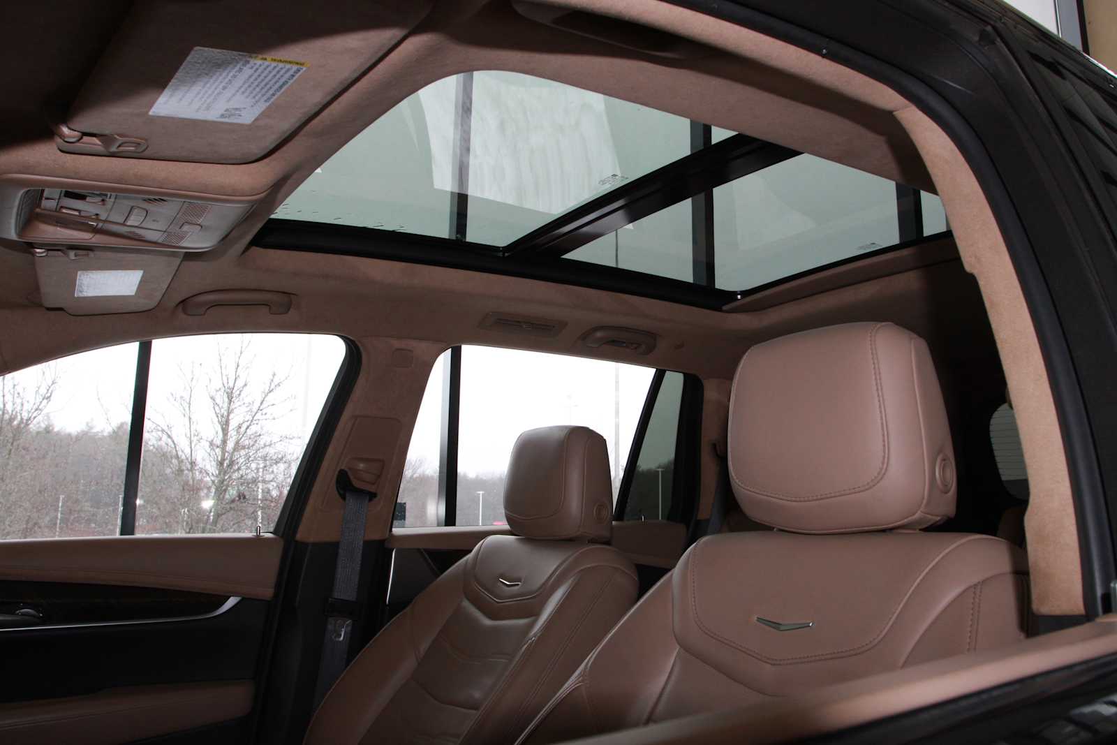 used 2023 Cadillac XT6 car, priced at $39,197