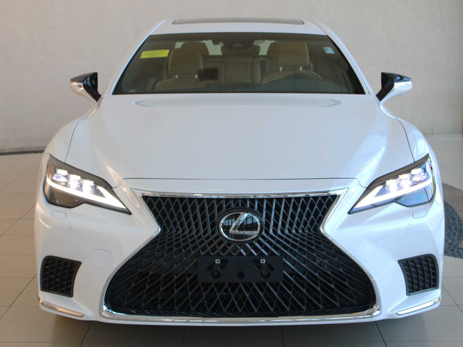 2022 Lexus LS 500 photo 2