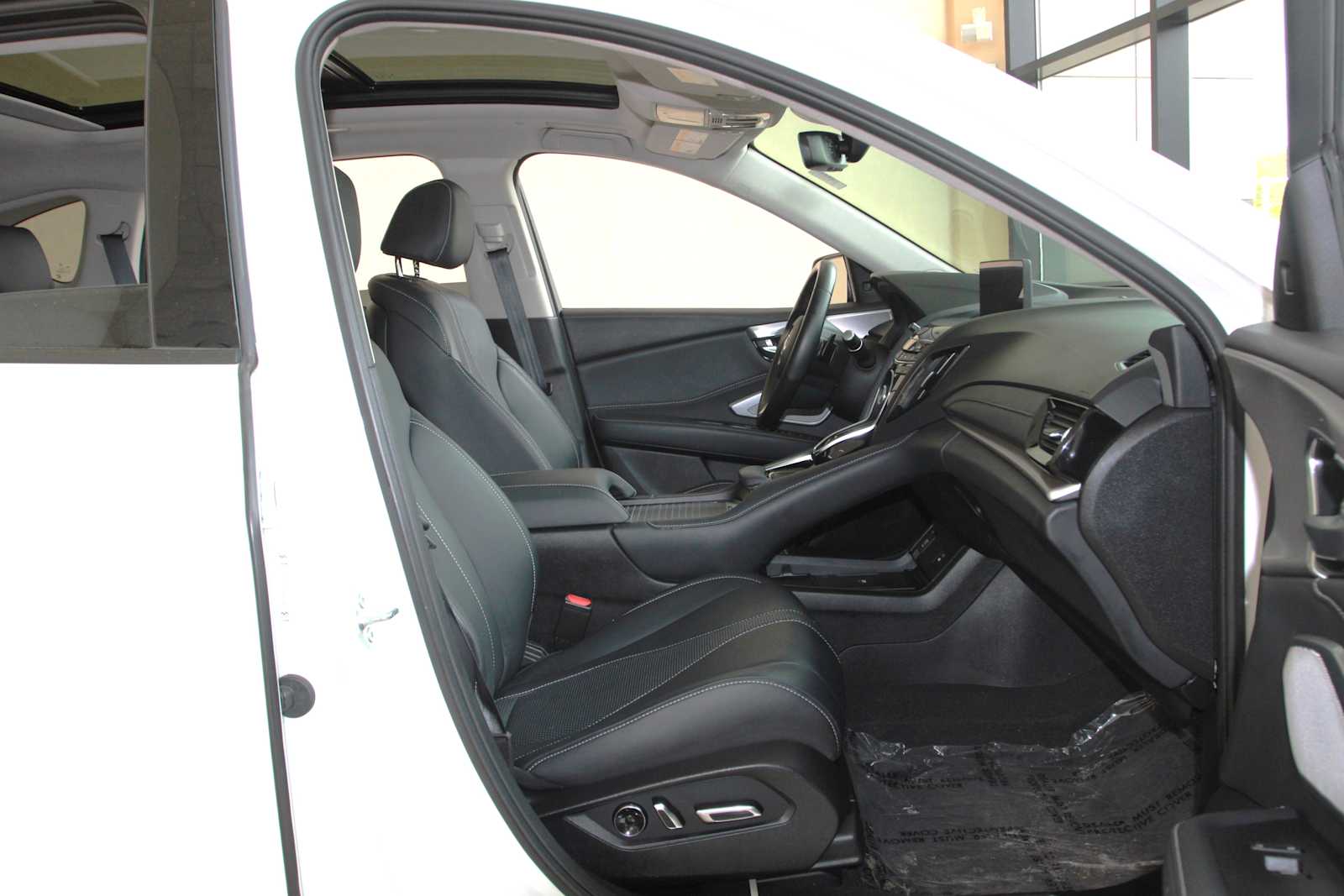 used 2024 Acura RDX car, priced at $36,997