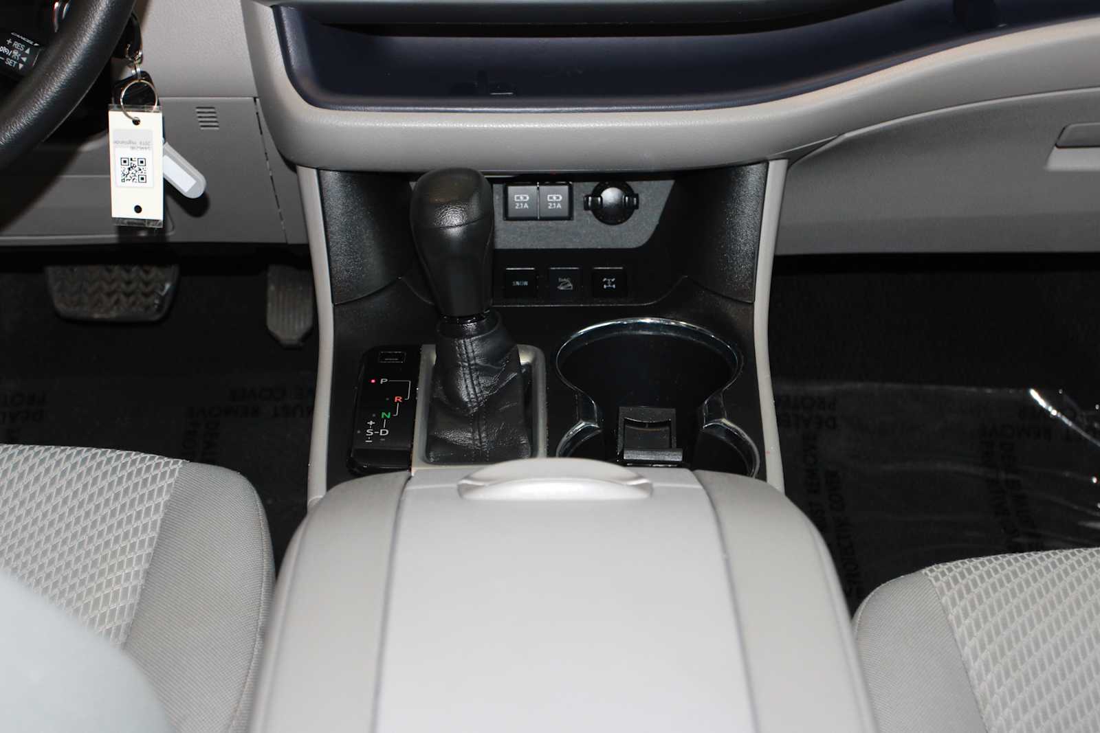 used 2019 Toyota Highlander car, priced at $28,497