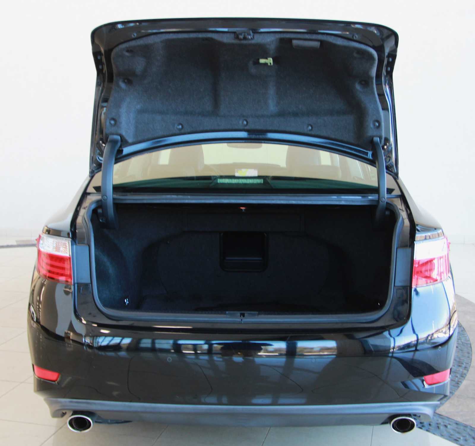 used 2015 Lexus ES 350 car, priced at $17,497