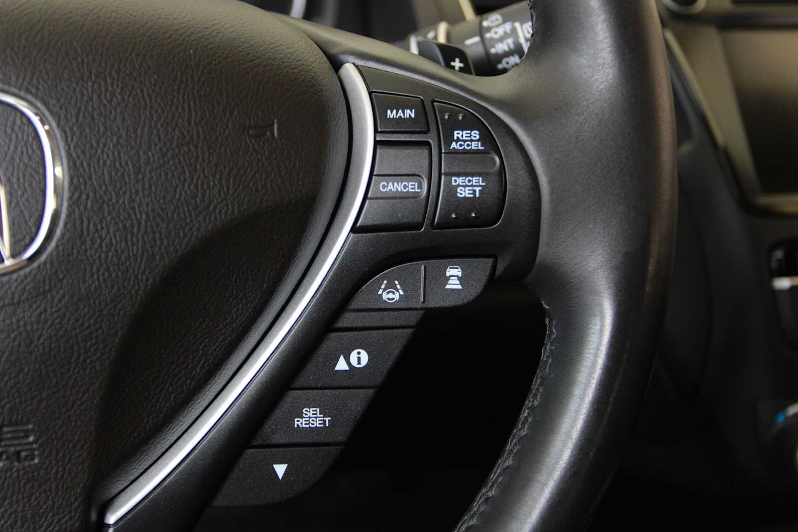 2016 Acura RDX 21