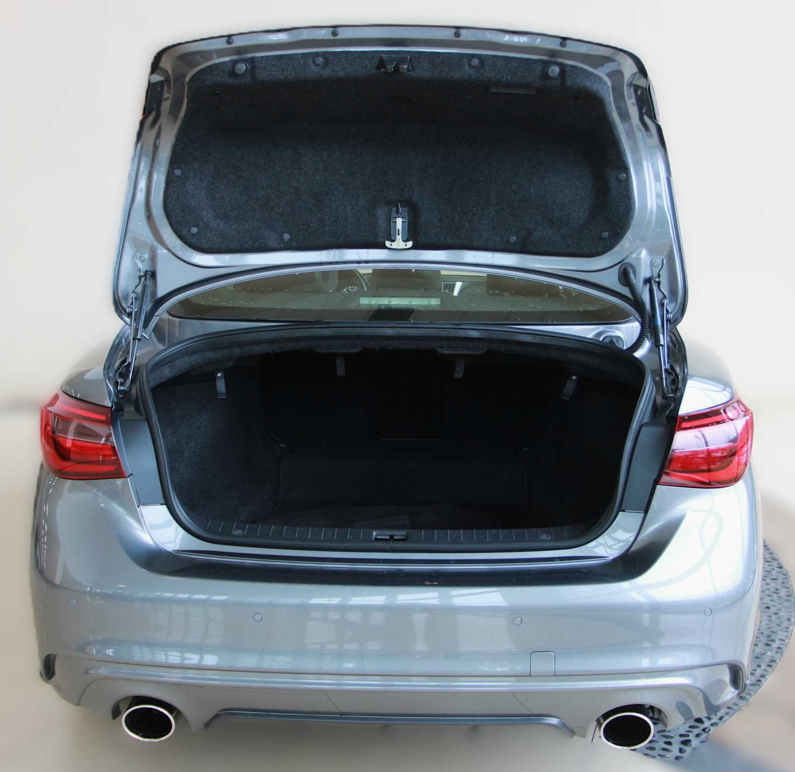 2021 Infiniti Q50 LUXE photo 4