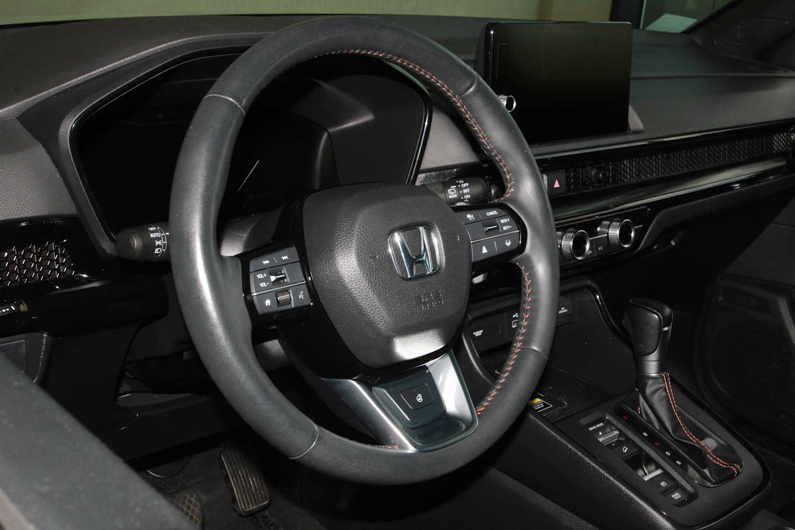 used 2024 Honda CR-V Hybrid car, priced at $35,997