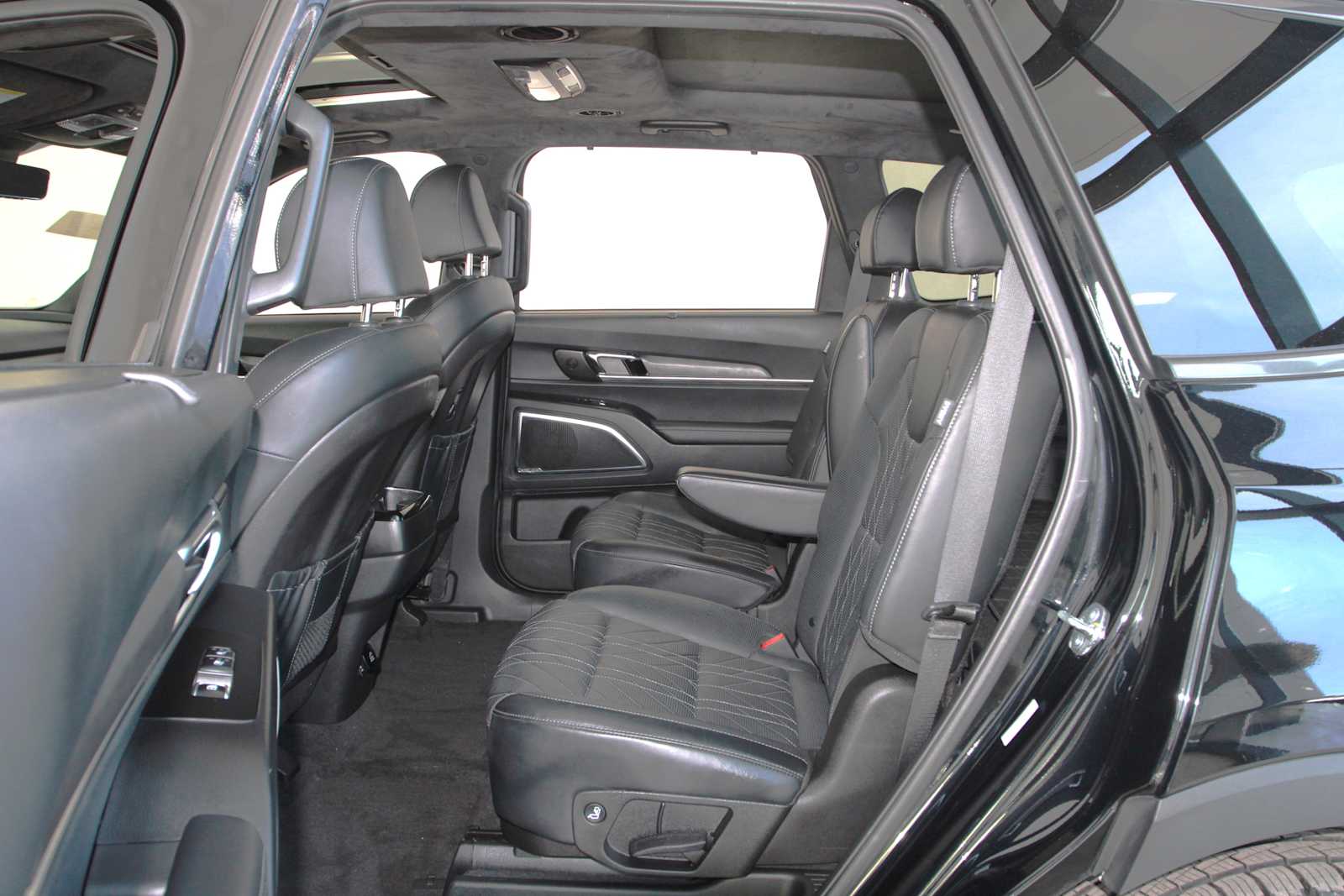 used 2023 Kia Telluride car, priced at $36,297