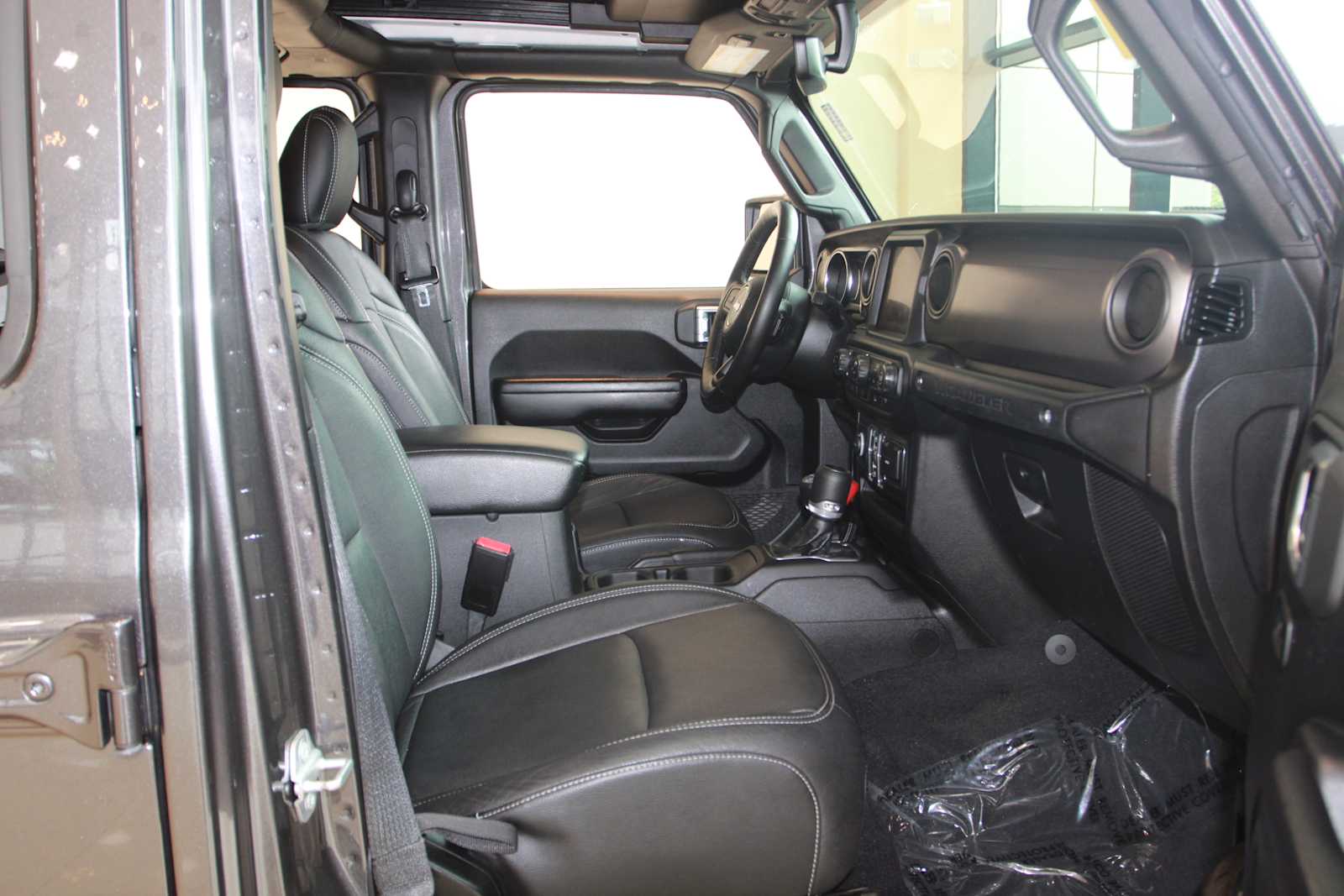 used 2021 Jeep Wrangler car, priced at $27,297