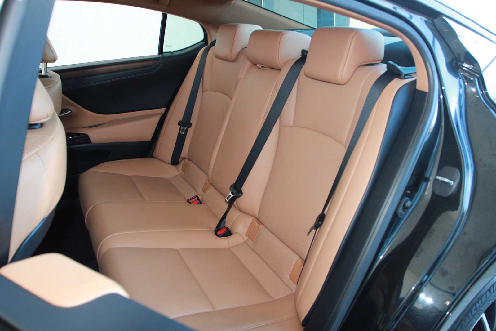 used 2022 Lexus ES 350 car, priced at $38,497