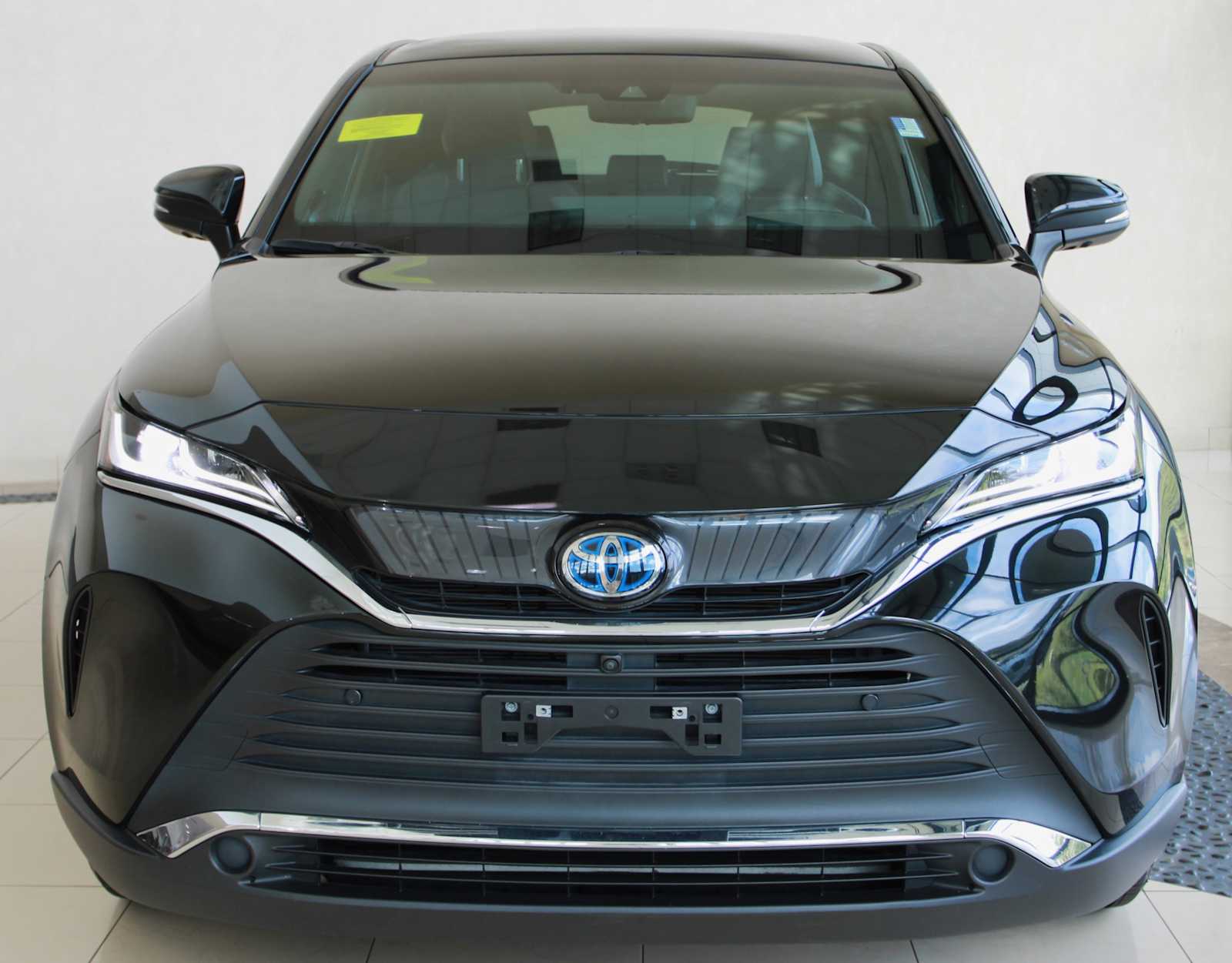 2021 Toyota Venza Limited photo 2