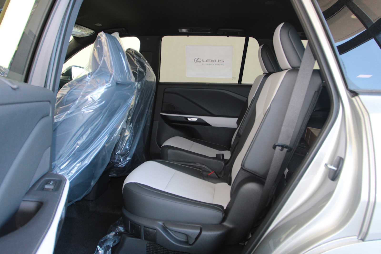 new 2026 Lexus TX 500h car, priced at $76,062