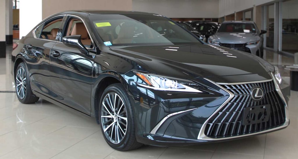 Certified 2025 Lexus ES 350 4-Door Sedan