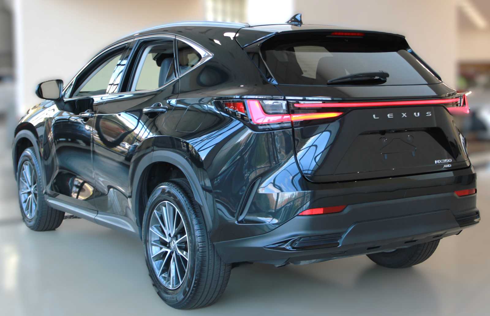 2022 Lexus NX 350 Premium photo 3