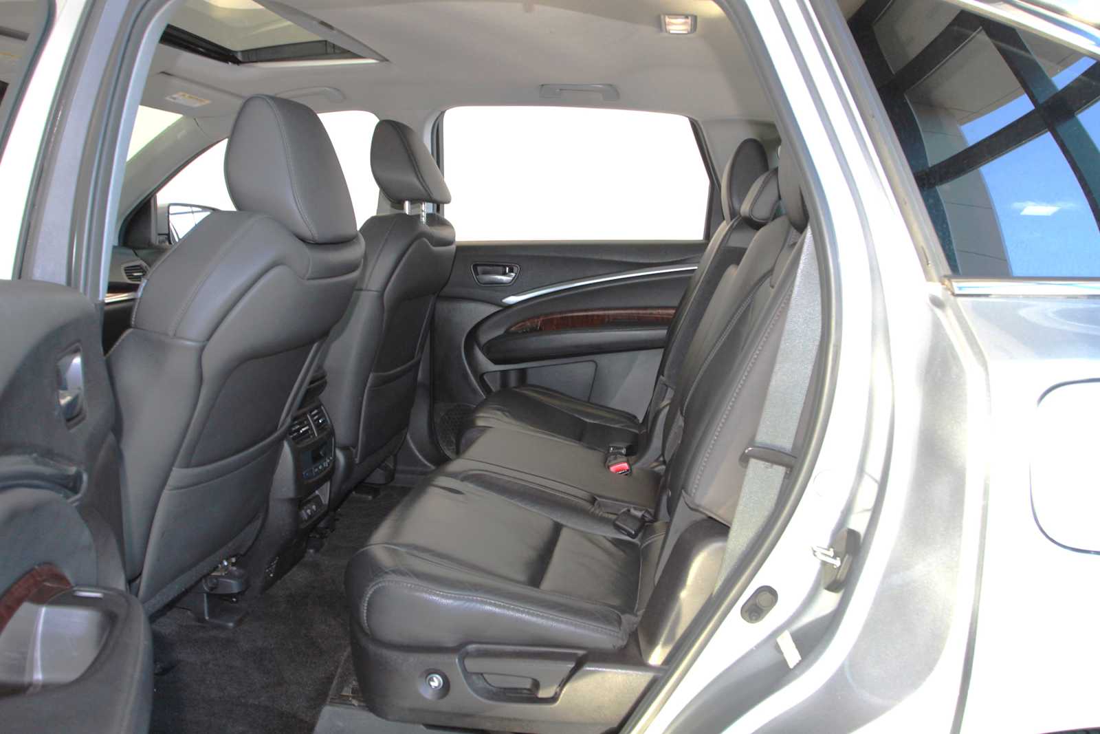 used 2017 Acura MDX car, priced at $19,497