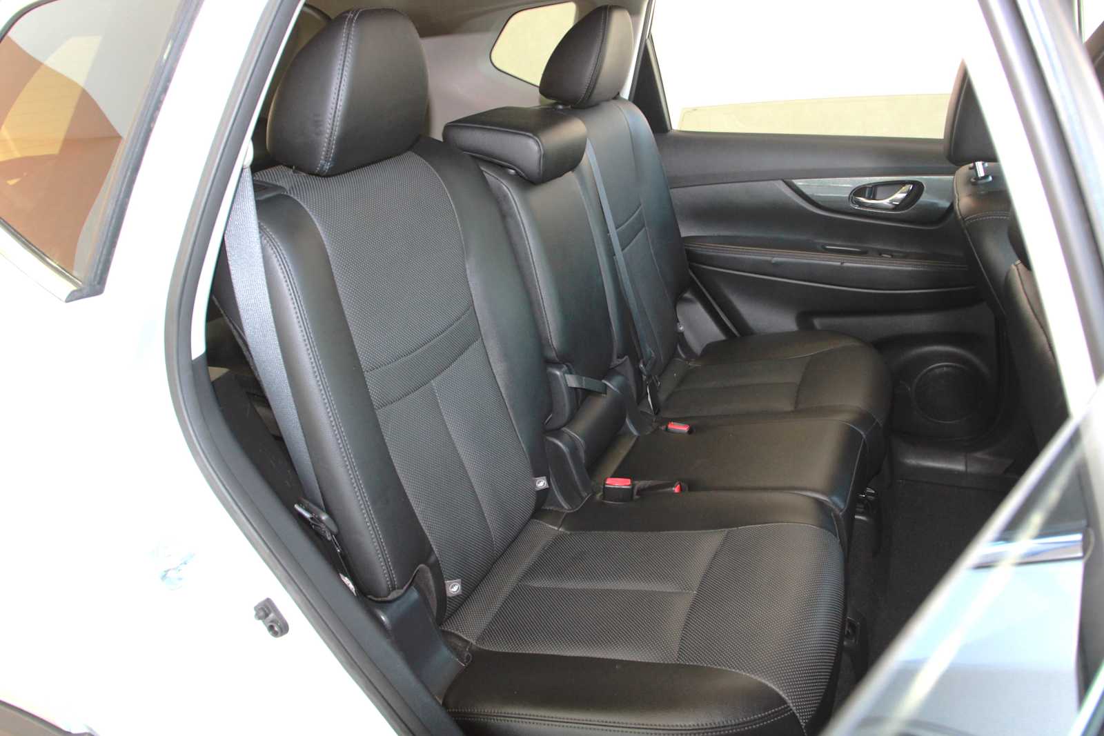 used 2016 Nissan Rogue car, priced at $10,797